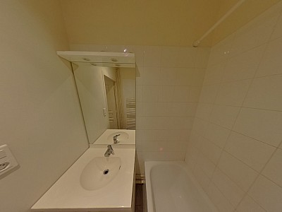 APPARTEMENT T3 A LOUER - LYON 2EME ARRONDISSEMENT Merciere-Grolee - 82.89 m2 - 1�215�&euro; charges comprises par mois