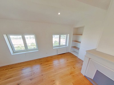 APPARTEMENT T3 A LOUER - LYON 2EME ARRONDISSEMENT Bellecour-Sala - 75.64 m2 - 1 515 € charges comprises par mois