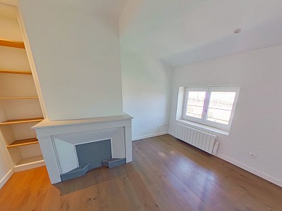 APPARTEMENT T3 A LOUER - LYON 2EME ARRONDISSEMENT Bellecour-Sala - 75.64 m2 - 1 515 € charges comprises par mois