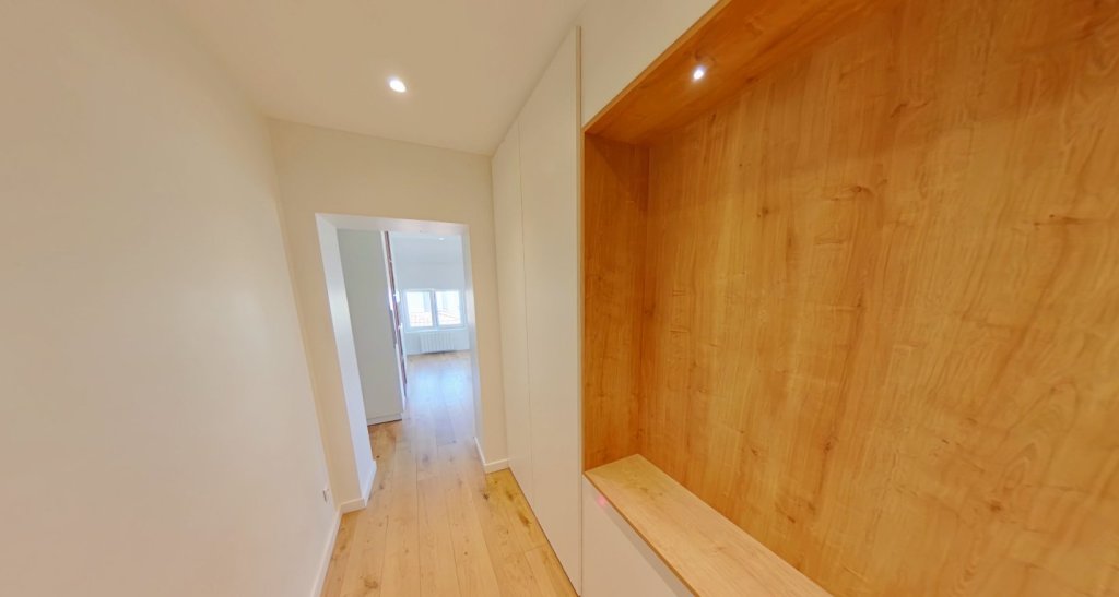 APPARTEMENT T3 A LOUER - LYON 2EME ARRONDISSEMENT Bellecour-Sala - 75.64 m2 - 1�515�&euro; charges comprises par mois