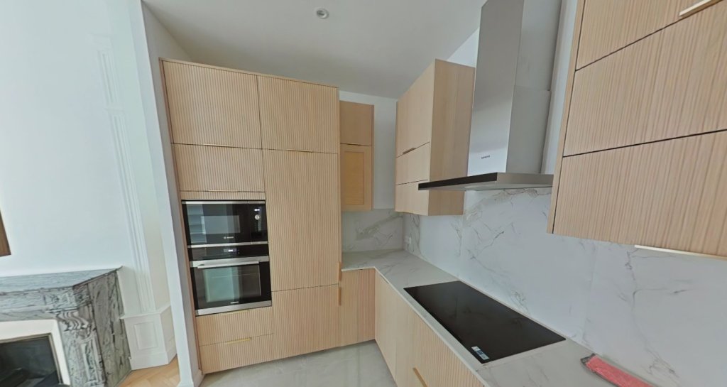 APPARTEMENT T3 A LOUER - LYON 2EME ARRONDISSEMENT La Bourse-Grenette - 79.13 m2 - 1�800�&euro; charges comprises par mois