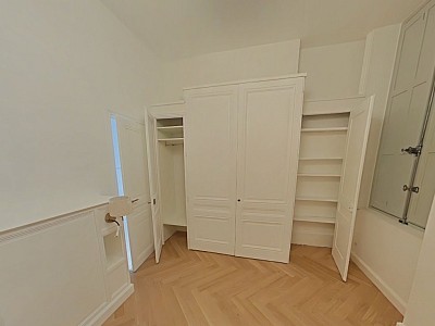 APPARTEMENT T3 A LOUER - LYON 2EME ARRONDISSEMENT La Bourse-Grenette - 79.13 m2 - 1 800 € charges comprises par mois