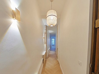 APPARTEMENT T3 A LOUER - LYON 2EME ARRONDISSEMENT La Bourse-Grenette - 79.13 m2 - 1 800 € charges comprises par mois