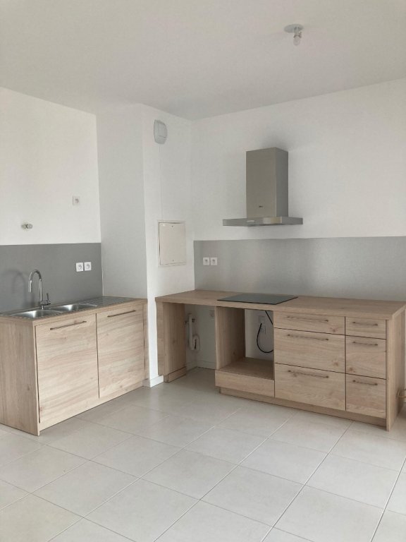 APPARTEMENT T3 A LOUER - LYON 2EME ARRONDISSEMENT - 59.2 m2 - 1�000�&euro; charges comprises par mois