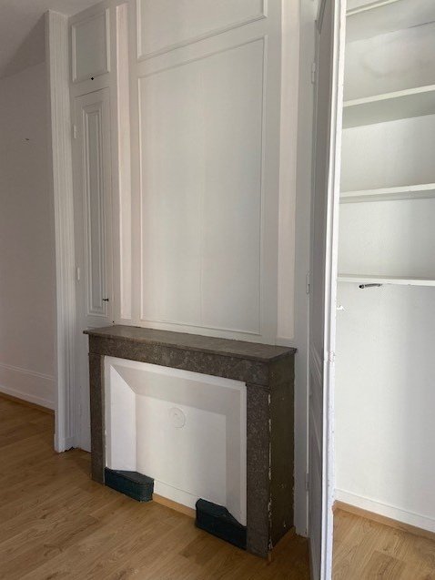 APPARTEMENT T3 A LOUER - LYON 2EME ARRONDISSEMENT Gailleton-A. Comte - 66.53 m2 - 1 070 &euro; charges comprises par mois