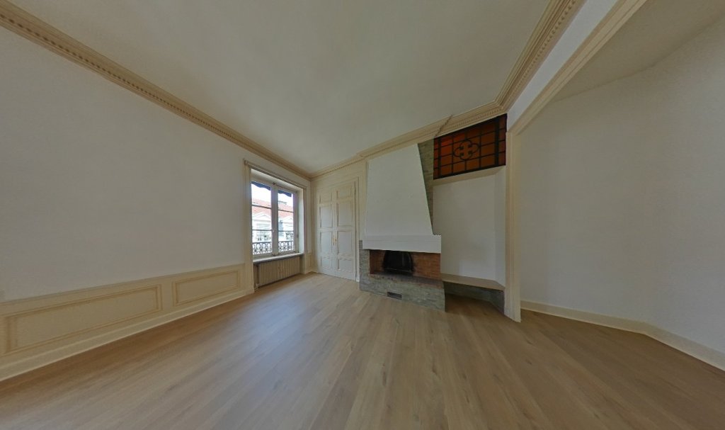 APPARTEMENT T3 A LOUER - LYON 2EME ARRONDISSEMENT Vaubecour-Mairie - 84.99 m2 - 1 330 &euro; charges comprises par mois
