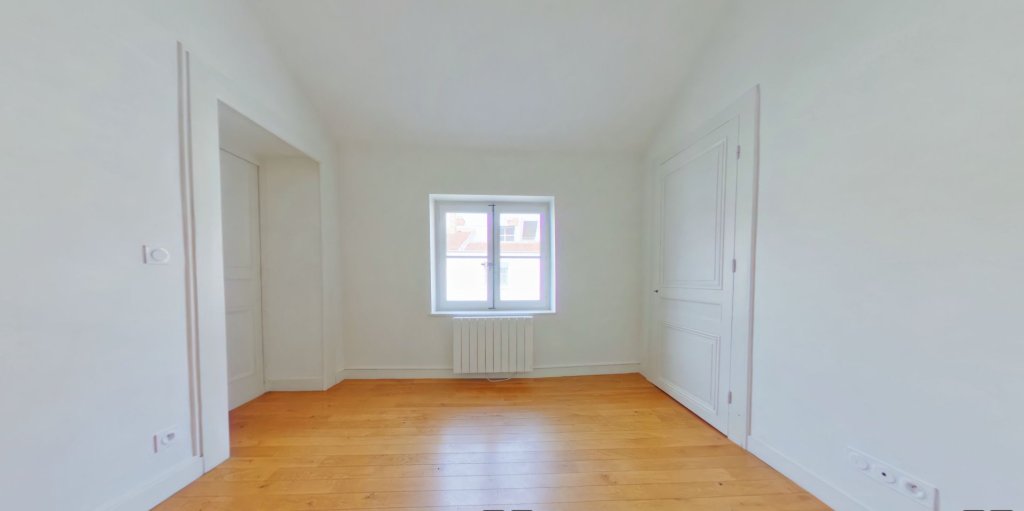 APPARTEMENT T3 A LOUER - LYON 2EME ARRONDISSEMENT Bellecour-Sala - 58.82 m2 - 1 285 &euro; charges comprises par mois