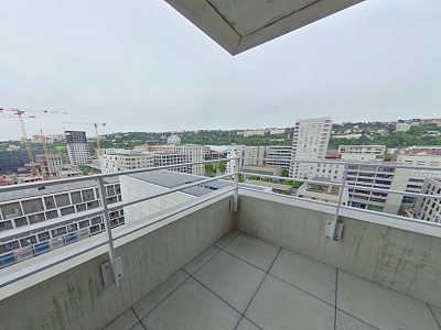 APPARTEMENT T3 A LOUER - LYON 2EME ARRONDISSEMENT - 69.6 m2 - 1 520 € charges comprises par mois