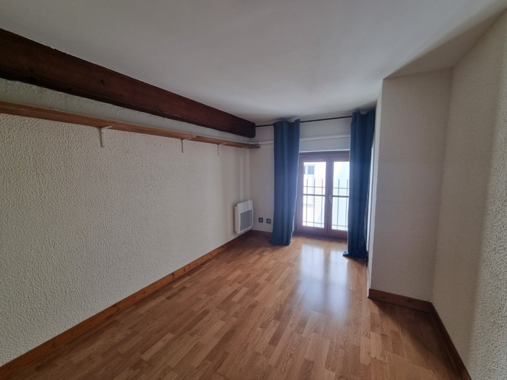 APPARTEMENT T3 A LOUER - LYON 2EME ARRONDISSEMENT Bellecour-Sala - 66.69 m2 - 1 300 &euro; charges comprises par mois