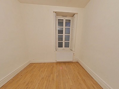 APPARTEMENT T3 A LOUER - LYON 2EME ARRONDISSEMENT Merciere-Grolee - 74.83 m2 - 1 227 € charges comprises par mois