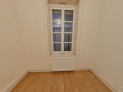 APPARTEMENT T3 A LOUER - LYON 2EME ARRONDISSEMENT Merciere-Grolee - 74.83 m2 - 1 227 € charges comprises par mois