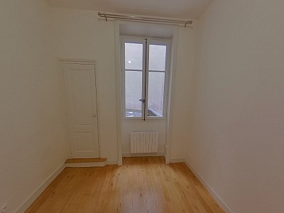 APPARTEMENT T3 A LOUER - LYON 2EME ARRONDISSEMENT Bellecour-Sala - 65.29 m2 - 1 080 &euro; charges comprises par mois