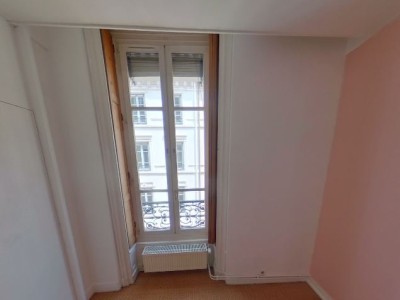 APPARTEMENT T3 A LOUER - LYON 2EME ARRONDISSEMENT - 65,86 m2 - 895 € charges comprises par mois