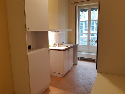 APPARTEMENT T3 A LOUER - LYON 3EME ARRONDISSEMENT - 119 m2 - 1495 € charges comprises par mois