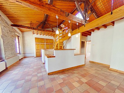 APPARTEMENT T3 A LOUER - LYON 3EME ARRONDISSEMENT Bonnel-Servient - 76.66 m2 - 1000€ charges comprises par mois