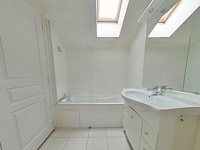 APPARTEMENT T3 A LOUER - LYON 3EME ARRONDISSEMENT Voltaire - 80.63 m2 - 1 230 € charges comprises par mois