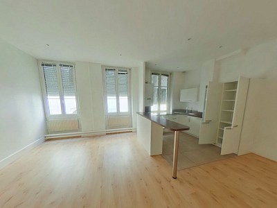 APPARTEMENT T3 A LOUER - LYON 3EME ARRONDISSEMENT Jussieu - 77.46 m2 - 1 250 € charges comprises par mois