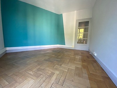 APPARTEMENT T3 A LOUER - LYON 3EME ARRONDISSEMENT Saint-Maximin-Sisley - 46 m2 - 832 € charges comprises par mois