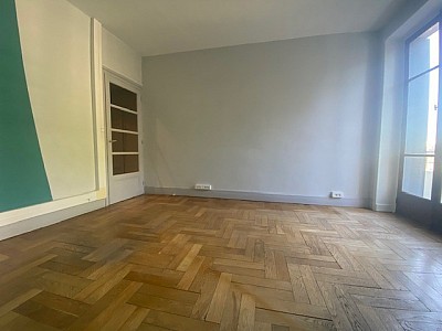 APPARTEMENT T3 A LOUER - LYON 3EME ARRONDISSEMENT Saint-Maximin-Sisley - 46 m2 - 832 € charges comprises par mois