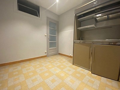APPARTEMENT T3 A LOUER - LYON 3EME ARRONDISSEMENT Saint-Maximin-Sisley - 46 m2 - 832 € charges comprises par mois