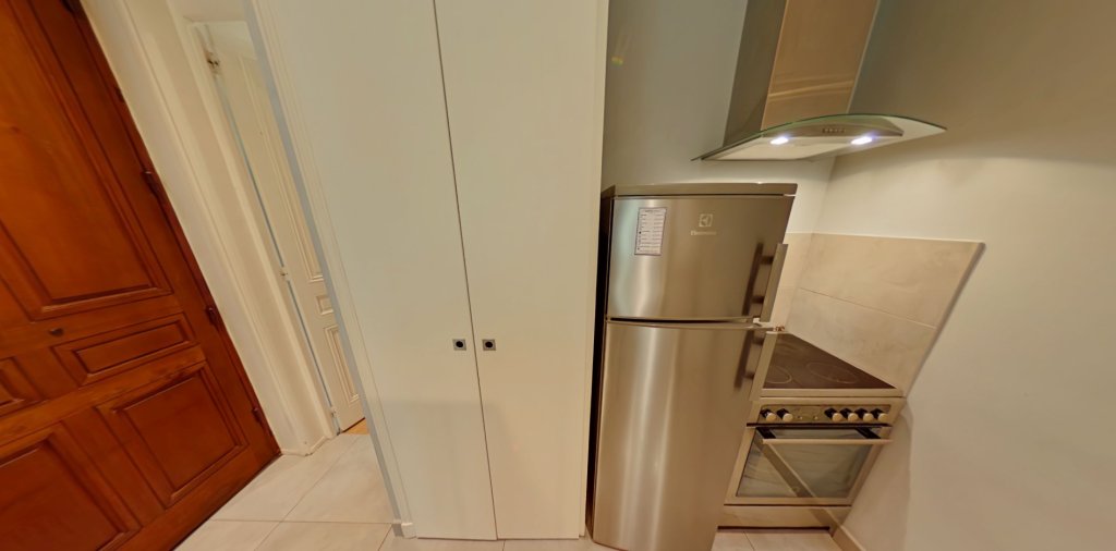 APPARTEMENT T3 A LOUER - LYON 3EME ARRONDISSEMENT Saxe-Vileroy - 66.43 m2 - 1 026 &euro; charges comprises par mois