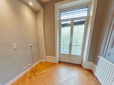 APPARTEMENT T3 A LOUER - LYON 3EME ARRONDISSEMENT Saxe-Vileroy - 66.43 m2 - 1 026 € charges comprises par mois