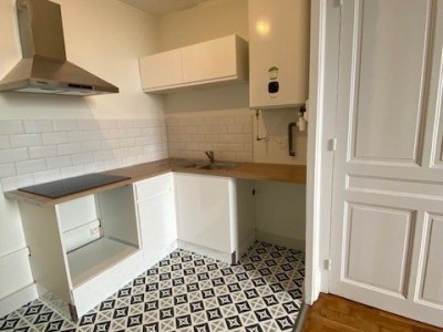 APPARTEMENT T3 A LOUER - LYON 3EME ARRONDISSEMENT - 56,81 m2 - 752 € charges comprises par mois