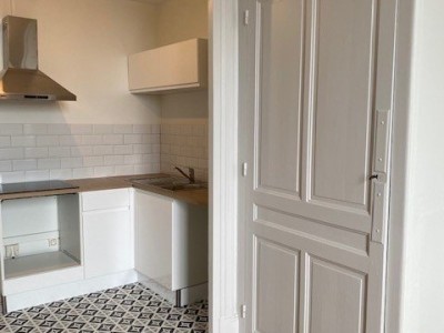 APPARTEMENT T3 A LOUER - LYON 3EME ARRONDISSEMENT - 56,81 m2 - 752 € charges comprises par mois