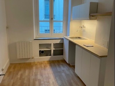 APPARTEMENT T3 A LOUER - LYON 3EME ARRONDISSEMENT - 96,06 m2 - 1365 € charges comprises par mois