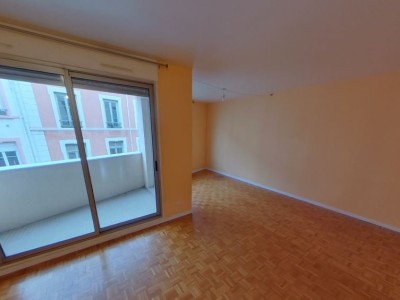 APPARTEMENT T3 A LOUER - LYON 3EME ARRONDISSEMENT VILLETTE - 60,27 m2 - 800 € charges comprises par mois