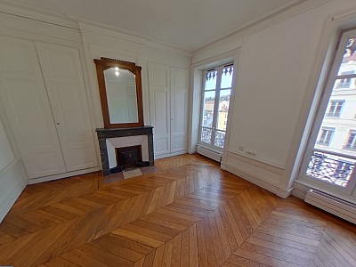 APPARTEMENT T3 A LOUER - LYON 5EME ARRONDISSEMENT Saint-Paul - 76.11 m2 - 1006,15€ charges comprises par mois