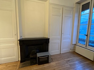 APPARTEMENT T3 A LOUER - LYON 5EME ARRONDISSEMENT Quarantaine-Les Etroits - 52.43 m2 - 920€ charges comprises par mois