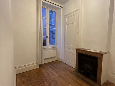 APPARTEMENT T3 A LOUER - LYON 5EME ARRONDISSEMENT Quarantaine-Les Etroits - 52.43 m2 - 920€ charges comprises par mois