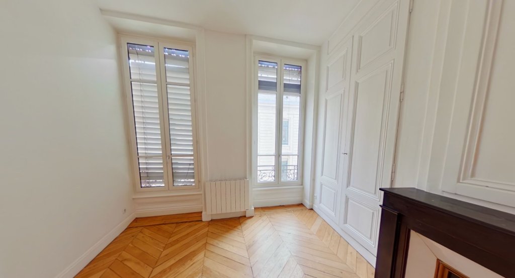 APPARTEMENT T3 A LOUER - LYON 5EME ARRONDISSEMENT Saint-Paul - 63.27 m2 - 1�040�&euro; charges comprises par mois