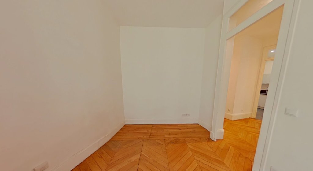APPARTEMENT T3 A LOUER - LYON 5EME ARRONDISSEMENT Saint-Paul - 63.27 m2 - 1�040�&euro; charges comprises par mois
