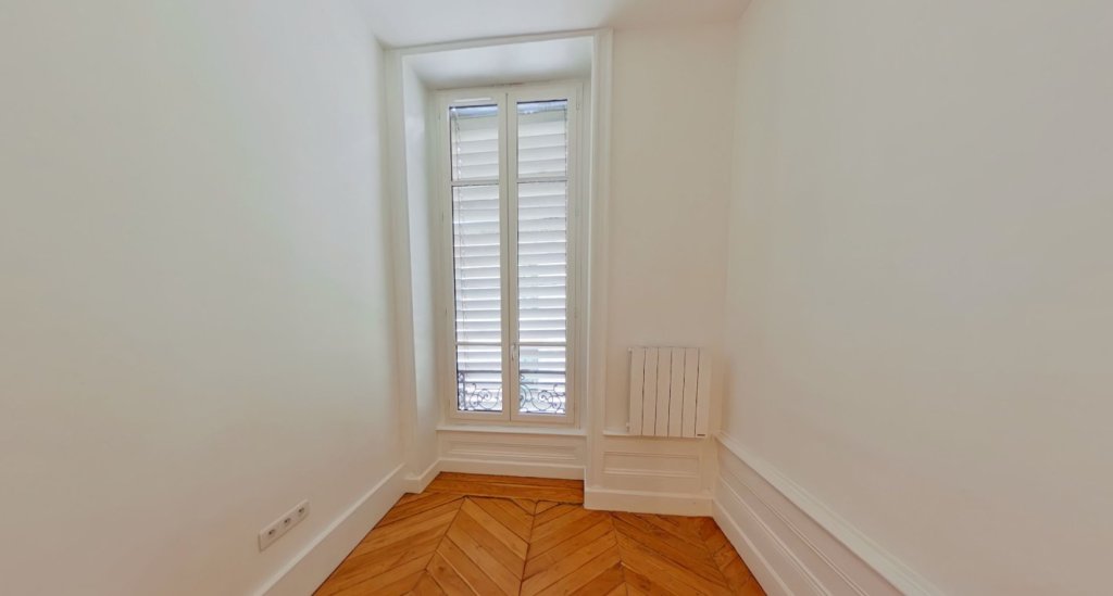 APPARTEMENT T3 A LOUER - LYON 5EME ARRONDISSEMENT Saint-Paul - 63.27 m2 - 1�040�&euro; charges comprises par mois