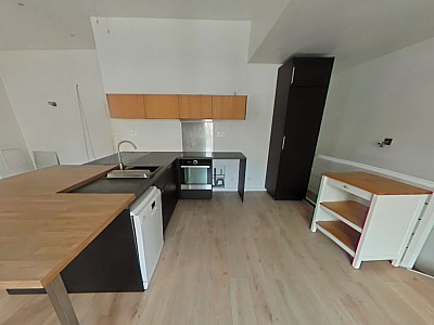 APPARTEMENT T3 A LOUER - LYON 5EME ARRONDISSEMENT - 75.2 m2 - 1 365 &euro; charges comprises par mois