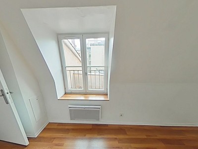 APPARTEMENT T3 A LOUER - LYON 5EME ARRONDISSEMENT - 75.2 m2 - 1 365 &euro; charges comprises par mois