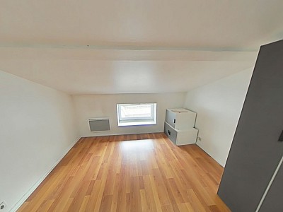 APPARTEMENT T3 A LOUER - LYON 5EME ARRONDISSEMENT - 75.2 m2 - 1 365 &euro; charges comprises par mois