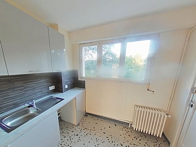 APPARTEMENT T3 A LOUER - LYON 5EME ARRONDISSEMENT Les Castors-Les Granges - 85.1 m2 - 1 210 € charges comprises par mois