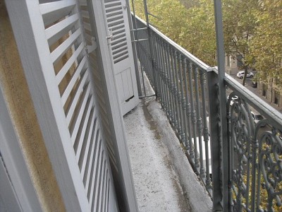 APPARTEMENT T3 A LOUER - LYON 6EME ARRONDISSEMENT - 98,49 m2 - 1345 € charges comprises par mois
