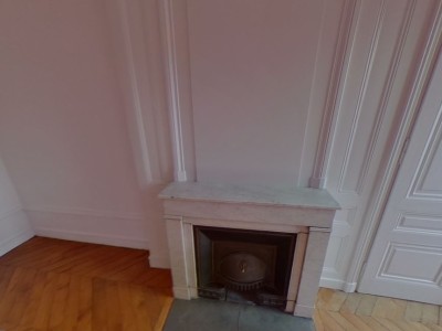 APPARTEMENT T3 A LOUER - LYON 6EME ARRONDISSEMENT - 98,49 m2 - 1345 € charges comprises par mois