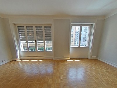 APPARTEMENT T3 A LOUER - LYON 6EME ARRONDISSEMENT Les Belges - 77.6 m2 - 1137€ charges comprises par mois