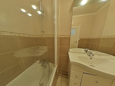 APPARTEMENT T3 A LOUER - LYON 6EME ARRONDISSEMENT Les Belges - 77.6 m2 - 1137€ charges comprises par mois