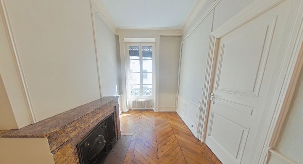 APPARTEMENT T3 A LOUER - LYON 6EME ARRONDISSEMENT Puvis de Chavannes - 87.18 m2 - 1 250 &euro; charges comprises par mois