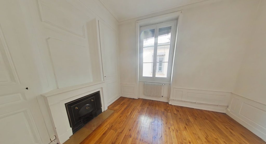APPARTEMENT T3 A LOUER - LYON 6EME ARRONDISSEMENT Puvis de Chavannes - 87.18 m2 - 1 250 &euro; charges comprises par mois