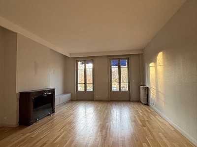 APPARTEMENT T3 A LOUER - LYON 6EME ARRONDISSEMENT l Helvetie - 97.86 m2 - 1 741,14 € charges comprises par mois