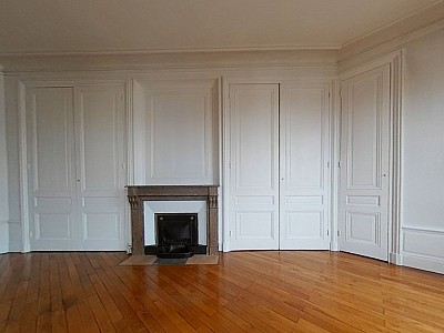 APPARTEMENT T3 A LOUER - LYON 6EME ARRONDISSEMENT Jules Ferry - 92.84 m2 - 1 465 € charges comprises par mois