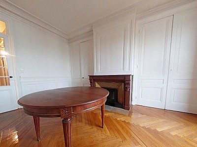 APPARTEMENT T3 A LOUER - LYON 6EME ARRONDISSEMENT Jules Ferry - 92.84 m2 - 1 465 € charges comprises par mois