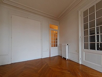 APPARTEMENT T3 A LOUER - LYON 6EME ARRONDISSEMENT Jules Ferry - 92.84 m2 - 1 465 € charges comprises par mois